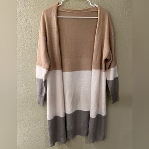 Unbranded size S white/grey/tan cardigan